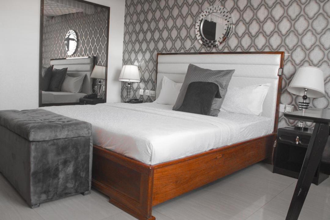 Nefaland Hotel Dar es Salaam Zewnętrze zdjęcie