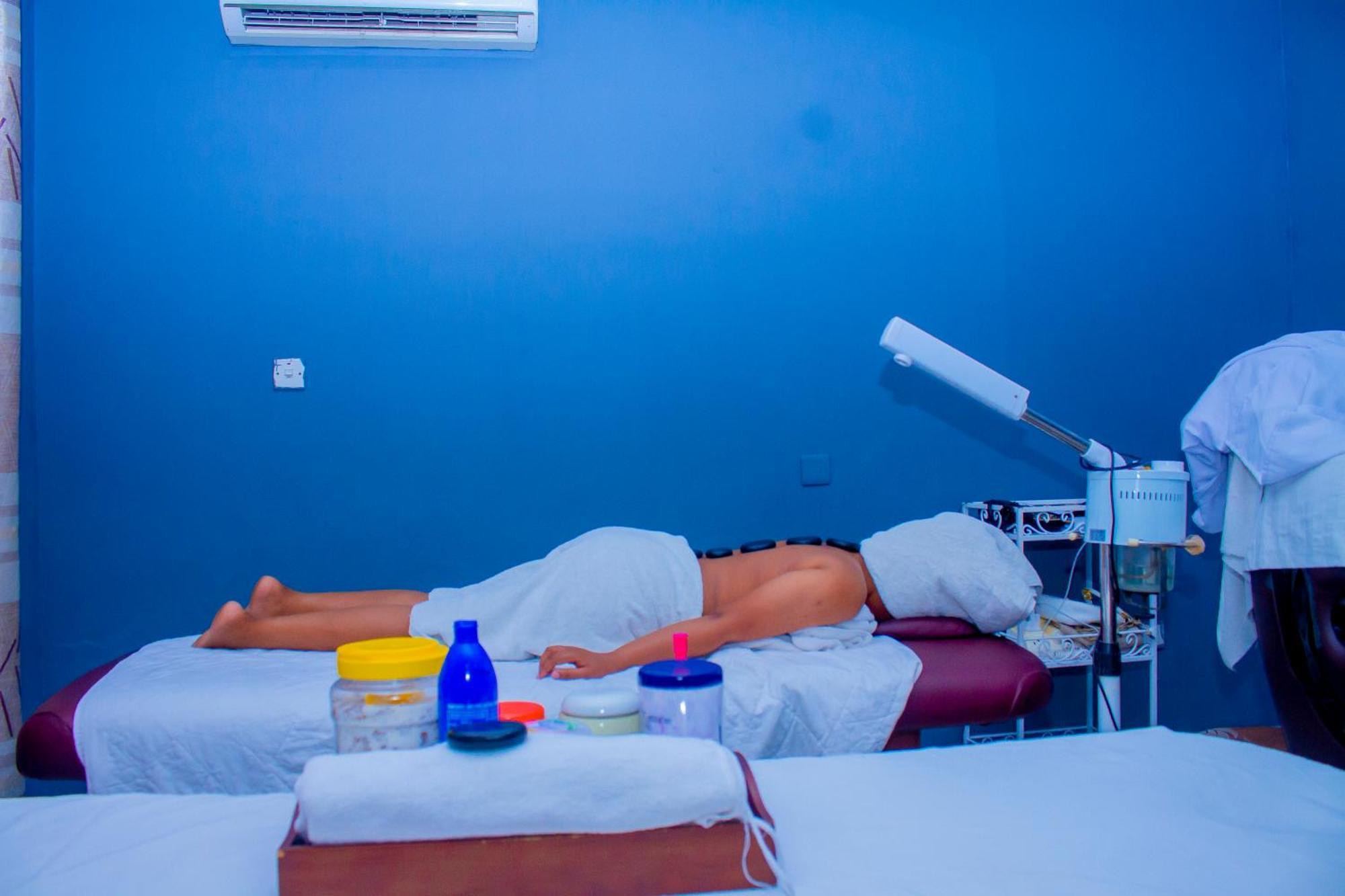 Nefaland Hotel Dar es Salaam Zewnętrze zdjęcie